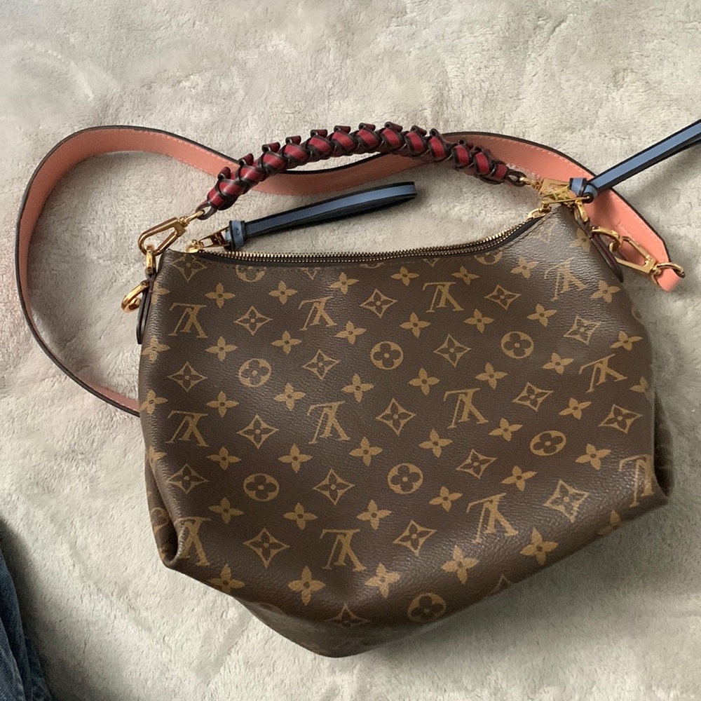 Fake LV purse